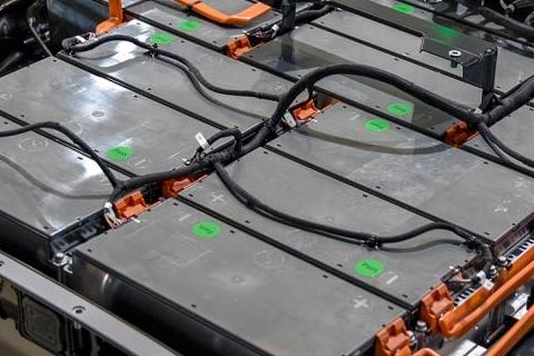 废旧锂电池哪里回收√废旧蓄电池回收企业-废锂电池回收价格
